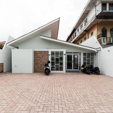 Reddoorz Plus Near Rs Usu Medan 2 Exteriör bild