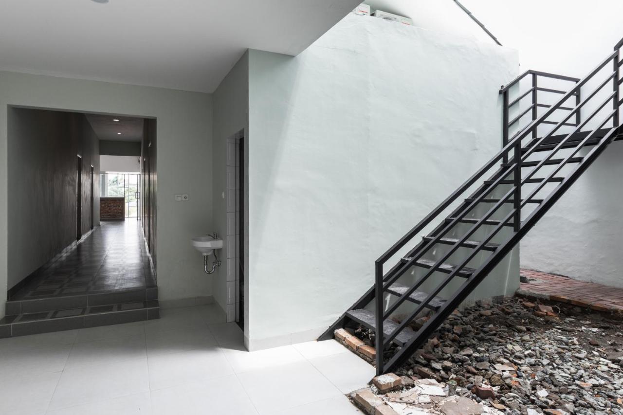 Reddoorz Plus Near Rs Usu Medan 2 Exteriör bild