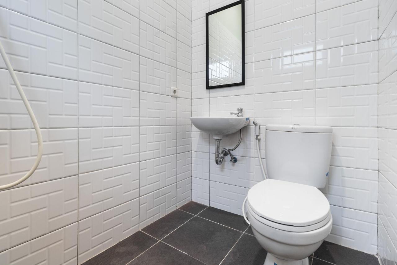 Reddoorz Plus Near Rs Usu Medan 2 Exteriör bild